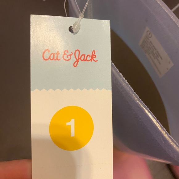 NWT. Kids rainbow ombré rain boots. - Picture 2 of 5